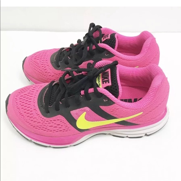 neutral training shoes